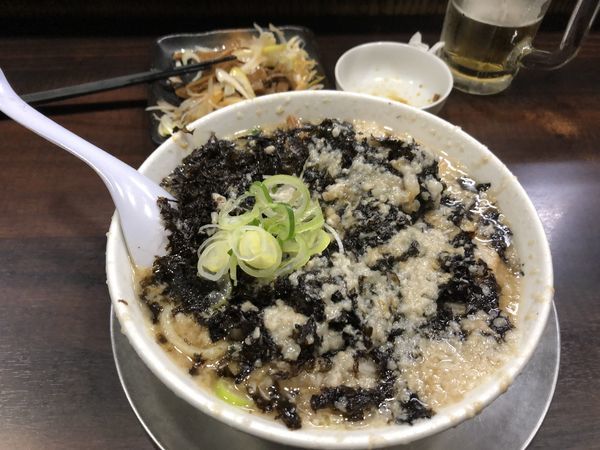 「岩のりラーメン大油味玉&ビール&ピリ辛メンマ」@らーめん潤 蒲田店の写真