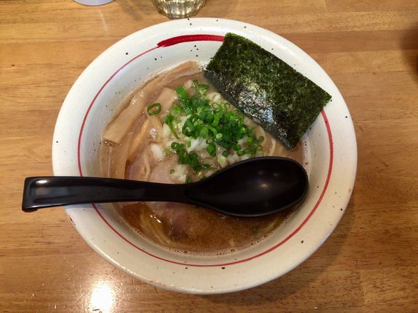 「らー麺」@麺や うしおの写真