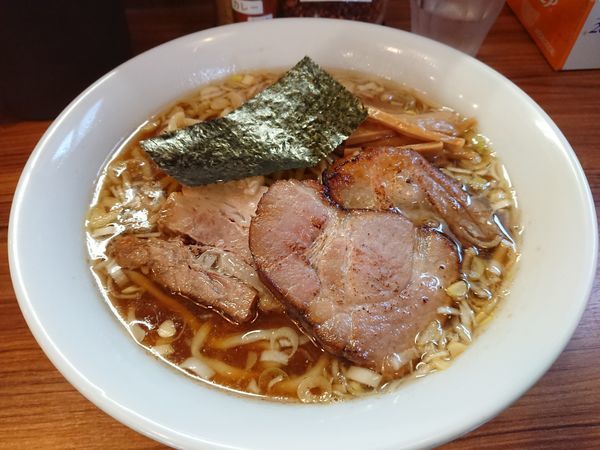「煮干し生姜ラーメン750円＋肉1枚(ﾗｰﾊﾟｽ)」@麺家ひまりの写真