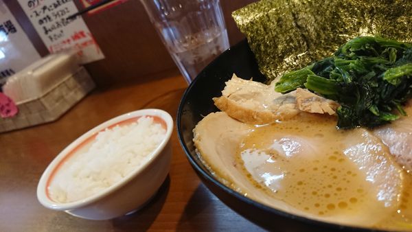 「特製濃厚豚骨らーめん 醤油」@歩家の写真