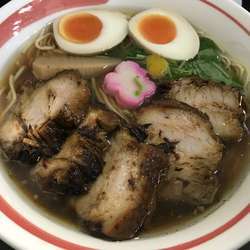 アゴだし醤油チャーシュー麺