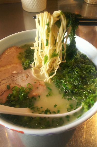 「あおさ入りらーめん  1,000円」@らーめん まる玉 横浜青葉台店の写真