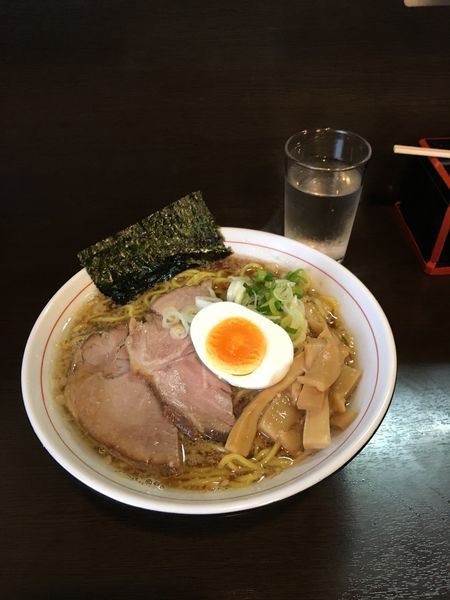 「煮干し醤油ラーメン 中盛」@札幌背脂煮干し 寺壱商店の写真