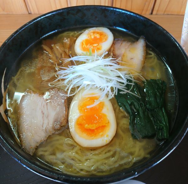 「味玉らーめん塩 大盛」@和風ラーメン 味のほうさくの写真