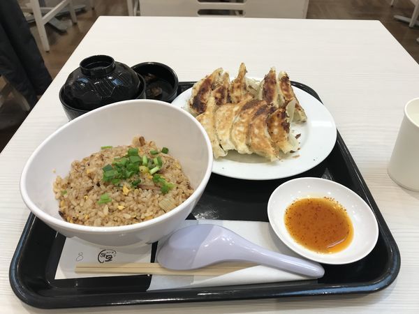「石松チャーハン餃子セット」@石松餃子 新三郷店の写真