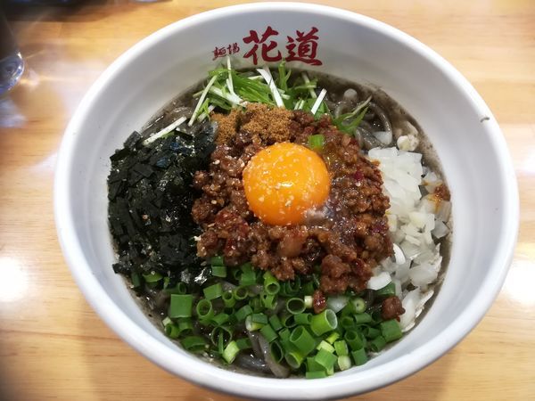 「黒ゴマ坦々まぜそば」@麺場 花道 恵那店の写真