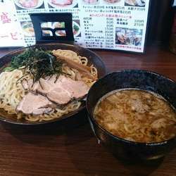 豚骨つけ麺　冷盛り
