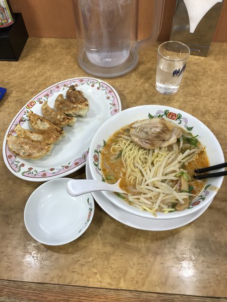「王将ラーメン、餃子」@餃子の王将 東大成店の写真