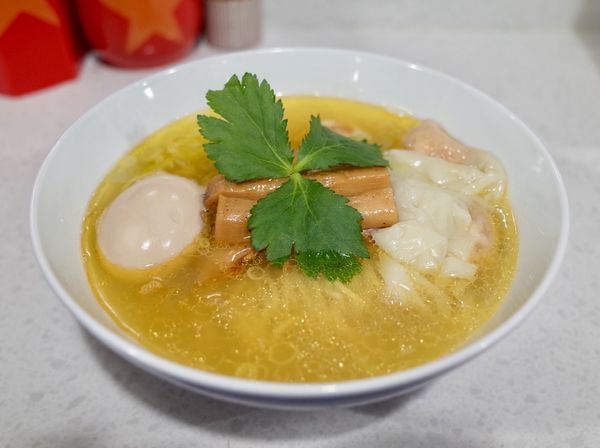 「特製塩らぁ麺…1100円」@ラーメン星印の写真