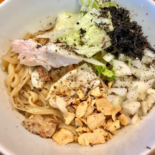 「背脂ニンニクブラックまぜそば850円」@麺屋CHIKUWAの写真