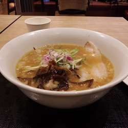 ハーフラーメン　味噌