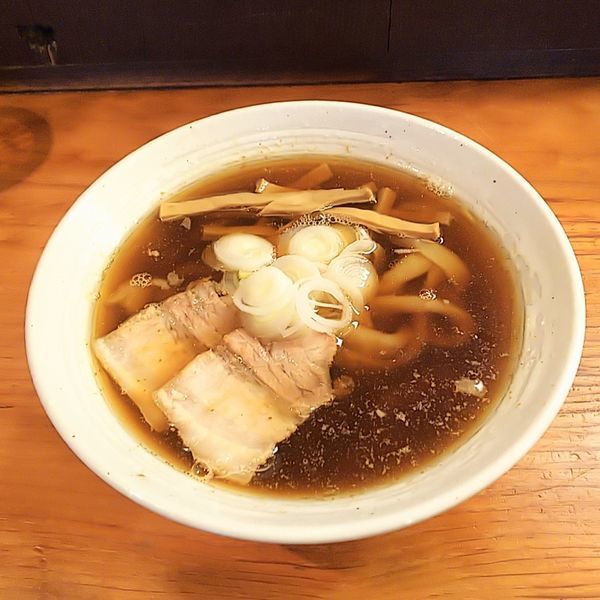 「【月曜日限定】醤油らーめん」@純手打ち 麺と未来の写真