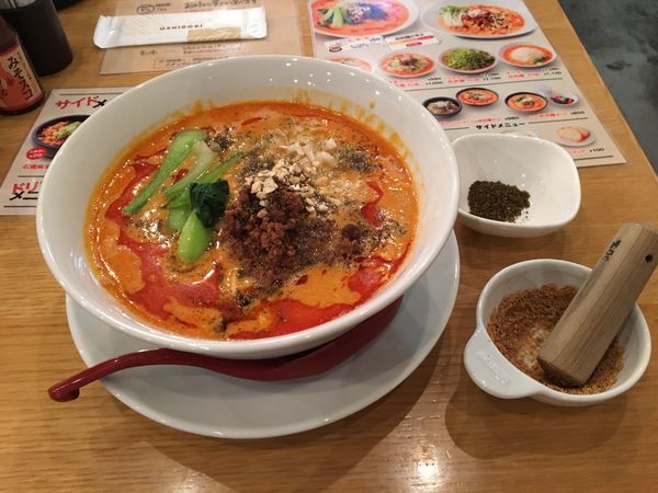 「ごまる担々麺 花椒増し」@担担麺 ごまる 銀座店の写真