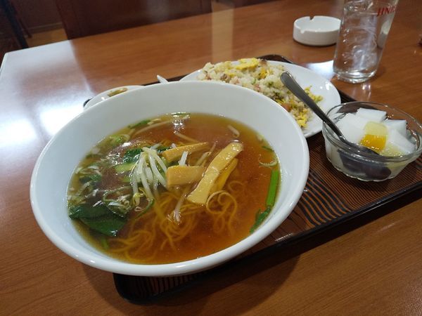 「小ラーメン」@美山飯店 本店の写真