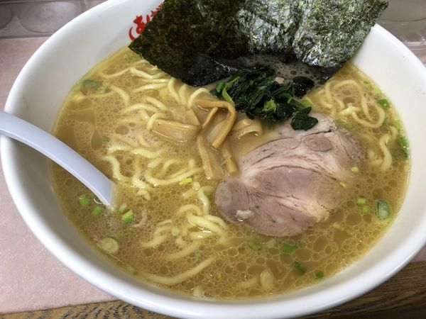 「あばんラーメン大盛り」@横浜ラーメン あばん 上尾西口駅前店の写真