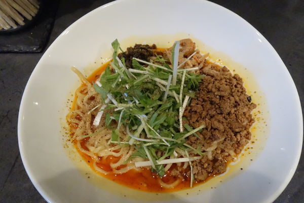 「汁なし担々麺」@タンタンタイガー 蔵前店の写真