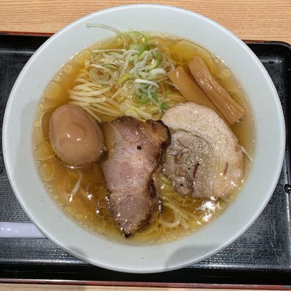 「味玉ラーメン」@松戸富田麺業 千葉駅構内店の写真