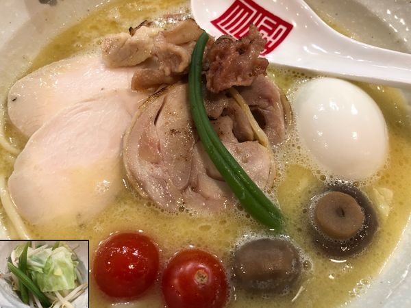 「特製鶏白湯らぁめん＋野菜盛」@らぁめん冠尾 恵比寿西店の写真