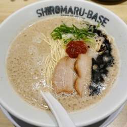 アカマルベース＋チャーシューごはん