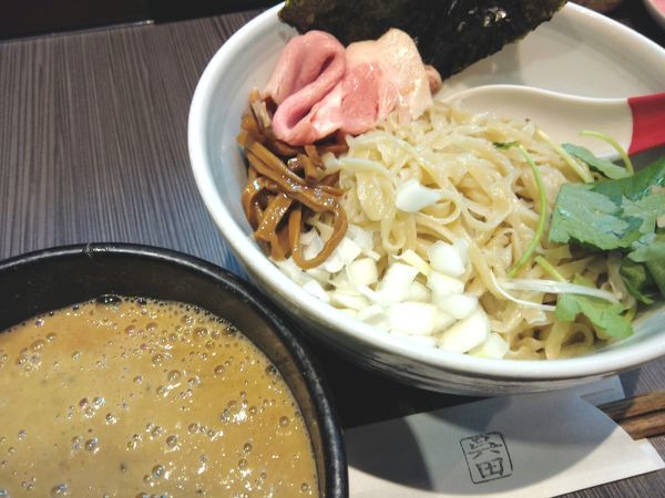 「牡蠣味噌つけ麺 ￥1,230」@味噌専門店 〜味噌呉田   life〜の写真