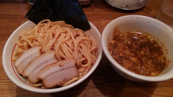 「和風醤油つけ麺大盛り、焼豚」@吉田製麺店の写真