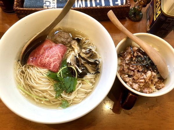 「【Hulu-lu✖️呉田年末コラボ】黒舞茸と神戸牛の塩SOBA」@麺屋 Hulu-luの写真