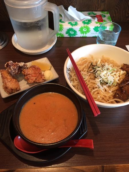 「濃厚味噌つけ麺+なんこつチャーシュー990円  からあげ小300」@らーめん神月 小倉町店の写真