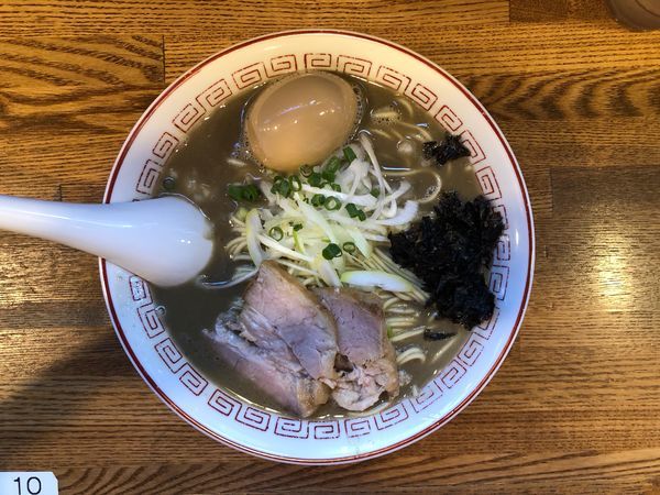 「濃厚煮干そば」@煮干中華そば専門 煮干丸の写真