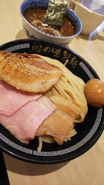 「特製濃厚豚骨魚介つけ麺（大）」@心の味製麺 平井店の写真