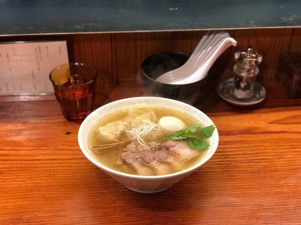 「特製塩ラーメン」@純手打ち 麺と未来の写真