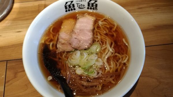 「中華そば　醤油」@立川中華そば とと ホンテンの写真