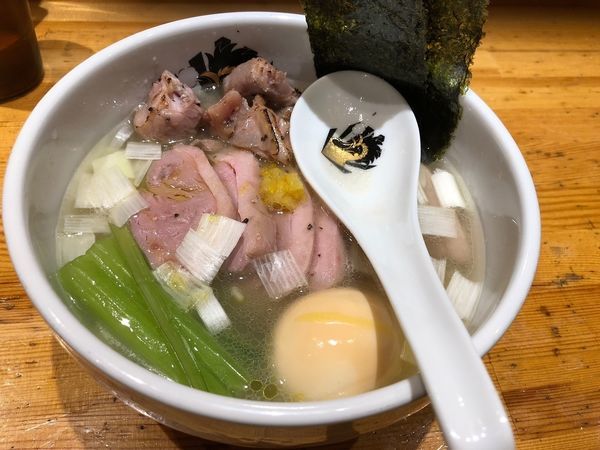 「塩中華そば」@満鶏軒の写真