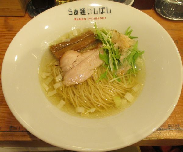 「塩らぁ麺　790円」@らぁ麺 いしばしの写真