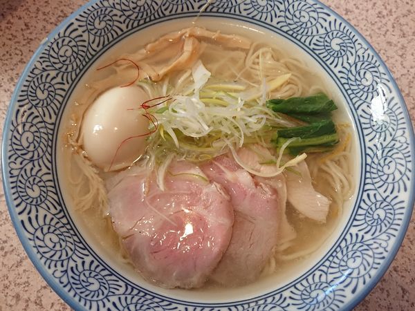 「淡麗 全部のせ塩そば」@麺処 かつ善の写真