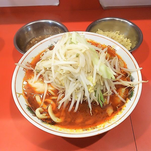 「辛いミニラーメン（アブラ）＋生姜」@ラーメン英二の写真