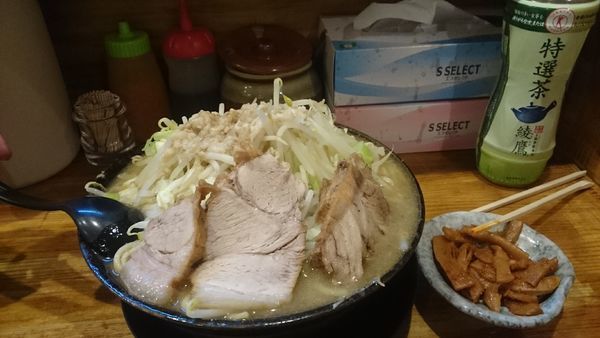 「ラーメン大・メンマ(アブラ)￥９５０」@ラーメン盛太郎の写真