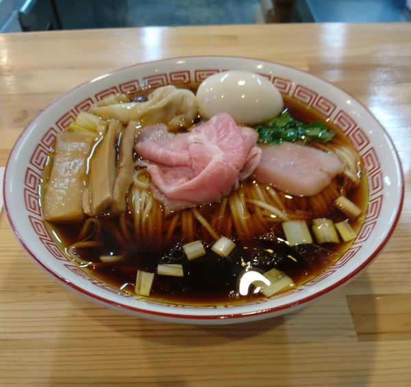 「(松)特級中華そば 醤油」@自家製麺 くろ松の写真