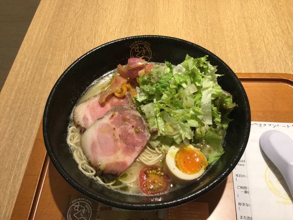 「ポルチーニ香る鶏そば(¥950)」@むぎくらべの写真