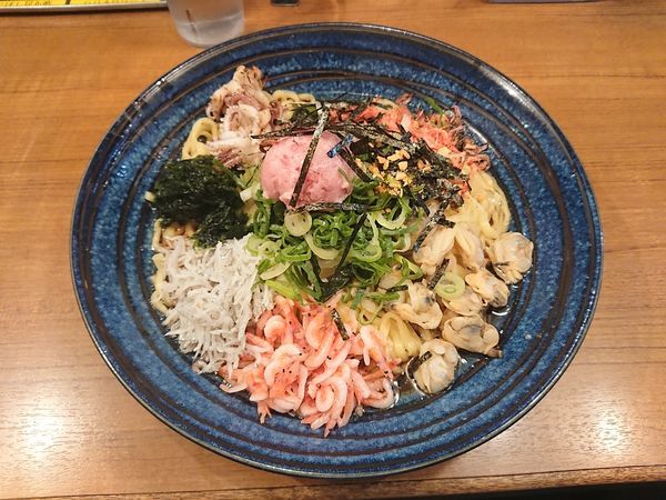 「全部のせ キャンペーン880円」@魚介系まぜそば専門店 魚がしそば 新橋本店の写真