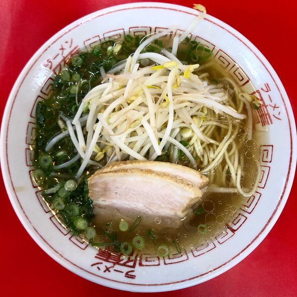 「ラーメン (750円)」@ラーメン専門鷹の写真