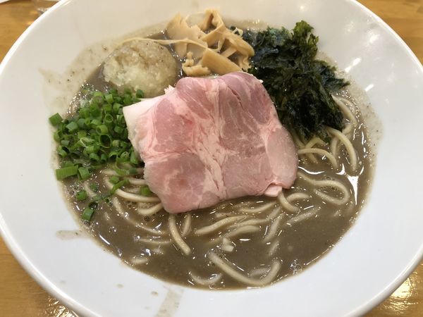 「煮干しの虜＠950円」@自家製中華そば 麺の虜の写真