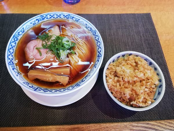 「中華そば550円焼豚飯100円」@柴崎亭の写真