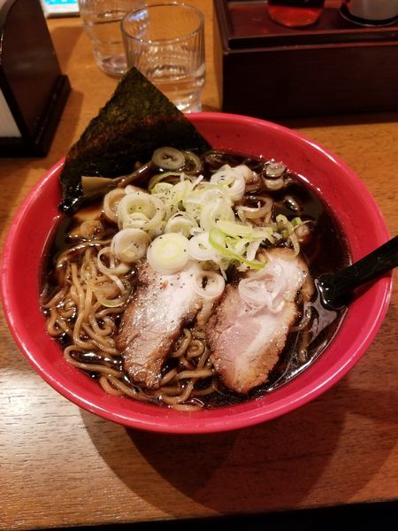 「富山ブラック　大盛」@麺家いろは CiC店の写真