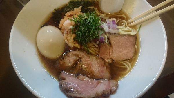 「冷やし煮干そば」@鶏こく中華 すず喜の写真