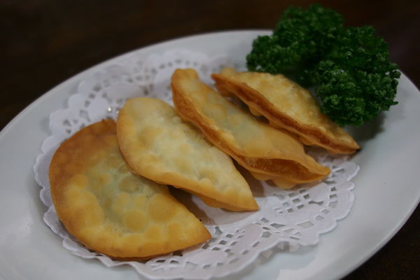 「エビ・ニラ揚げ餃子」@チャイハナの写真