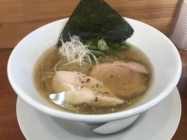 「塩らぁ麺 800円」@らぁ麺屋 晴天の写真