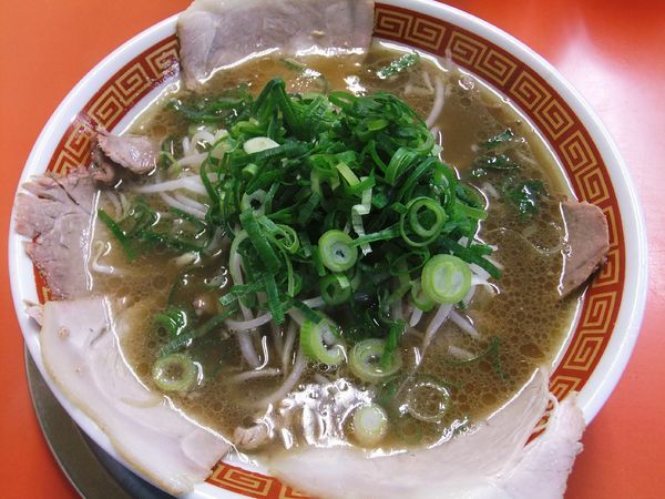 「中華そば（正油）（800円）」@もっこす 大倉山本店の写真