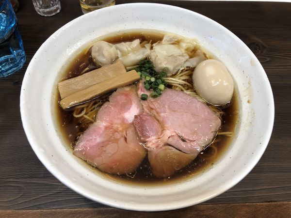 「特製中華そば大盛り」@中華そば さわの写真