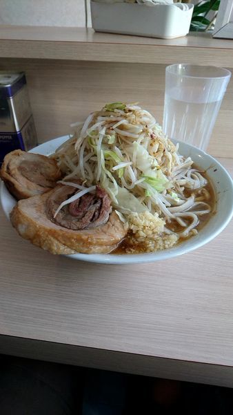 「ラーメン750円500gニンニク少し野菜辛め」@麺屋 味方の写真