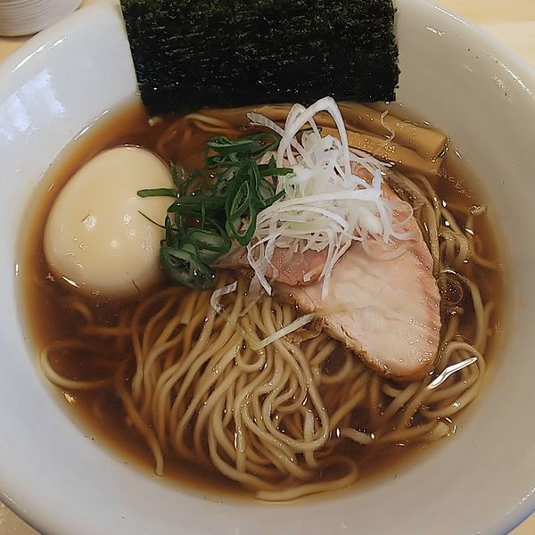 「味玉醤油らぁめん」@迂直の写真